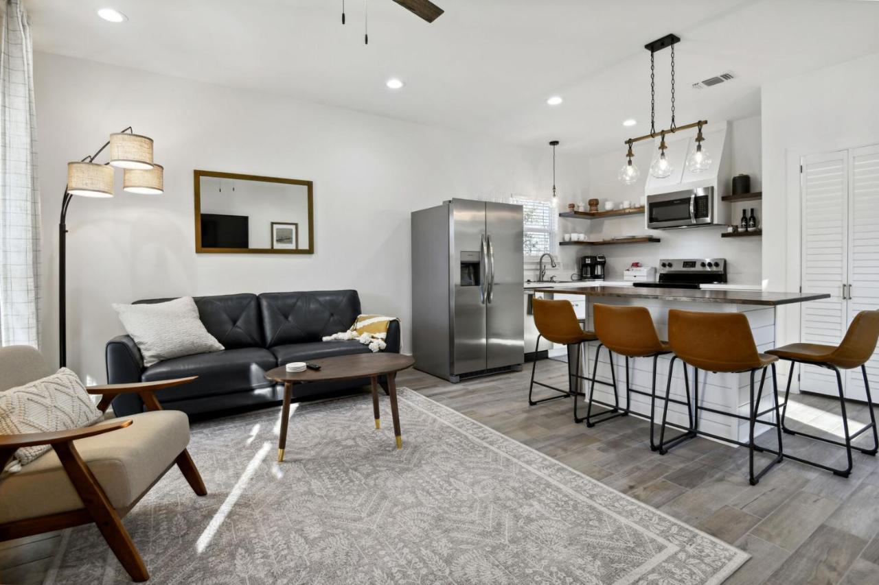 Cozy Vacation Rental In Old Town Bay St Louis Close To Beach, Bars, And Dining Bay St. Louis Kültér fotó
