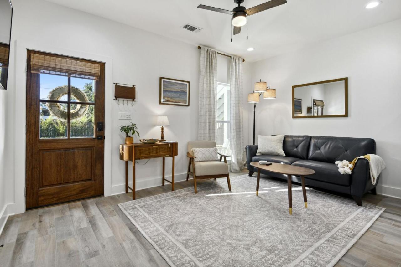 Cozy Vacation Rental In Old Town Bay St Louis Close To Beach, Bars, And Dining Bay St. Louis Kültér fotó